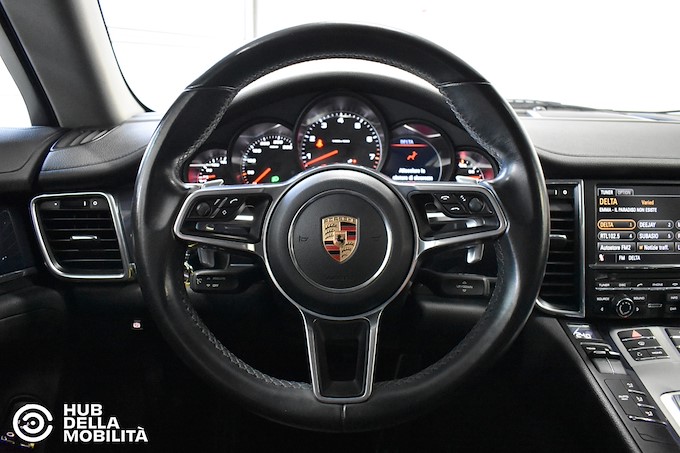 PORSCHE Panamera 3.6 4